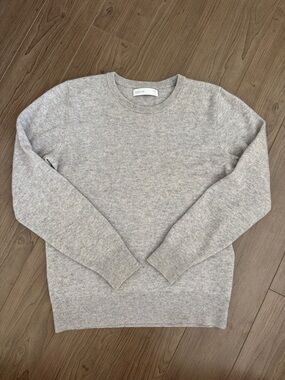 100% Cashmere Grana Heather Light Grey Crewneck Sweater